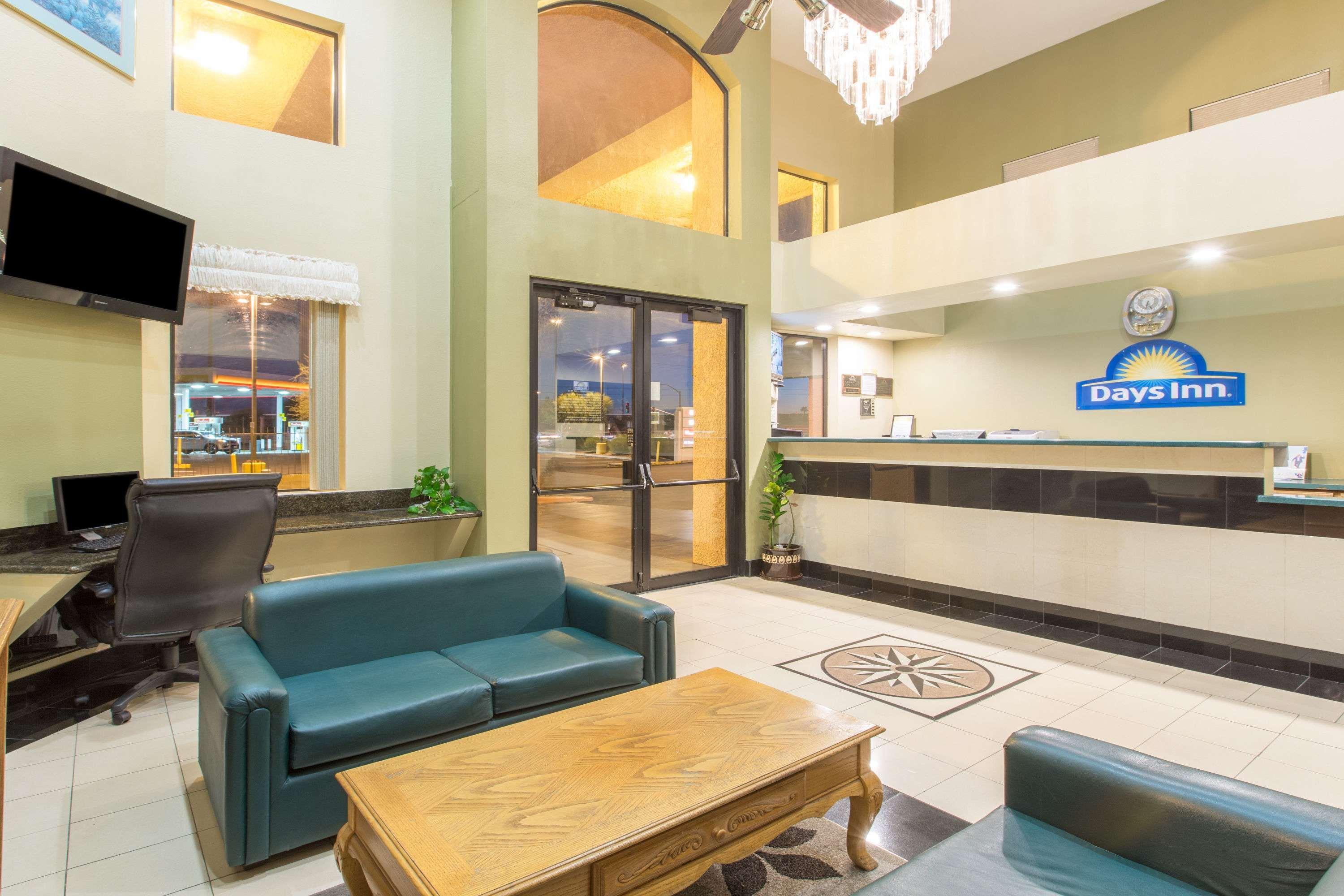 Days Inn By Wyndham Tucson Airport Exteriör bild