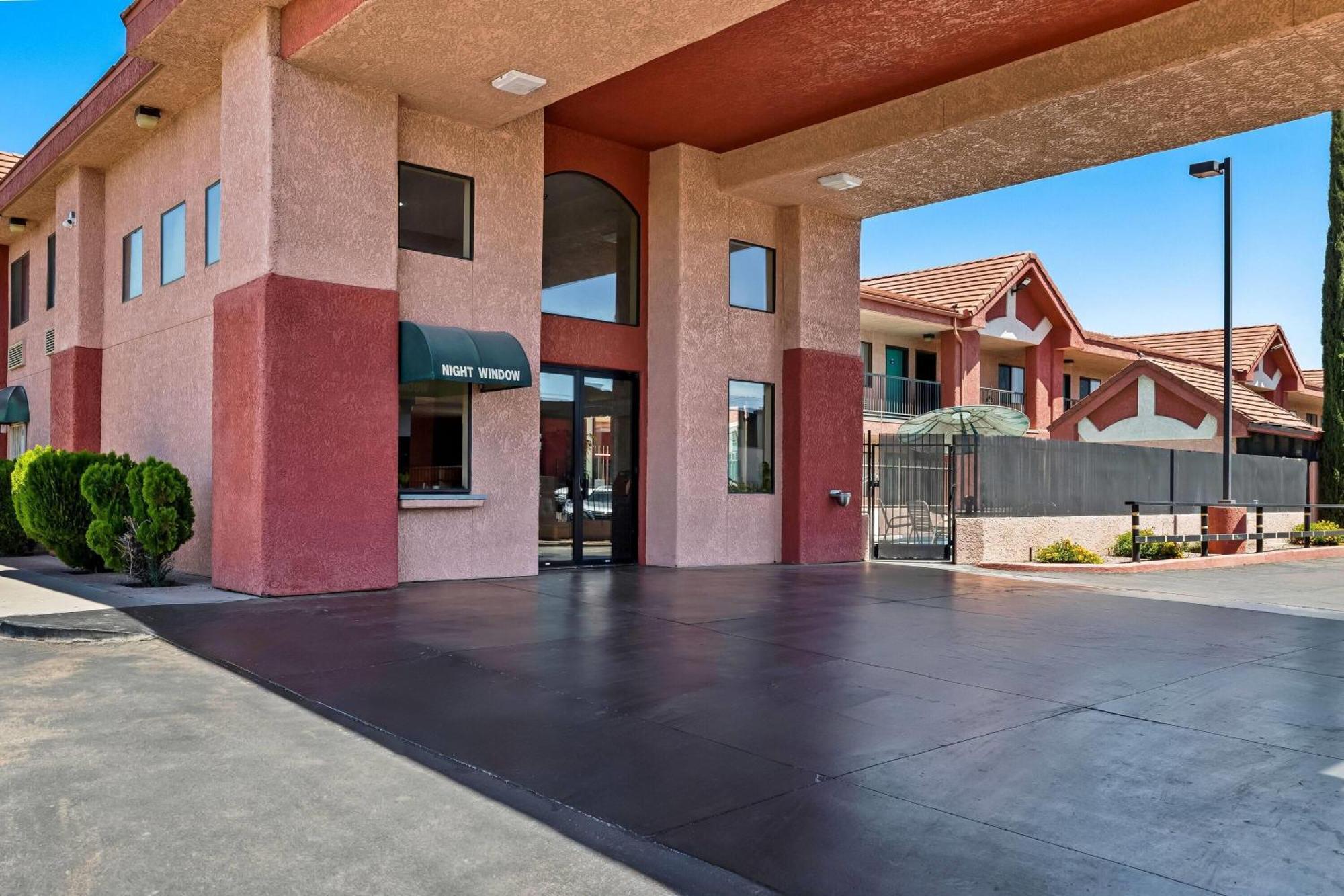 Days Inn By Wyndham Tucson Airport Exteriör bild